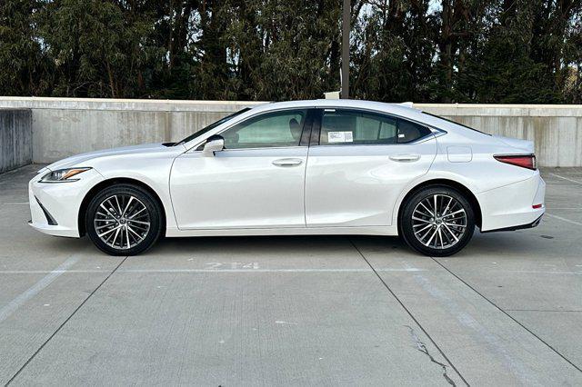 new 2025 Lexus ES 350 car, priced at $45,304