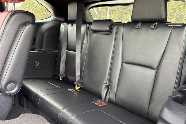 used 2021 Toyota Highlander car, priced at $36,999