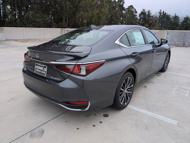 new 2025 Lexus ES 300h car, priced at $49,394