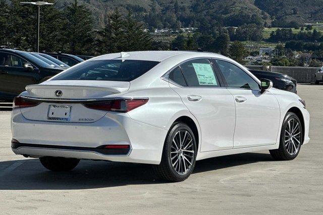 new 2024 Lexus ES 300h car, priced at $48,013