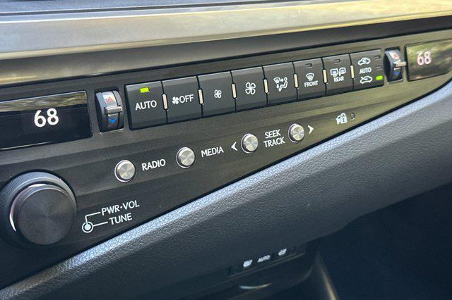 used 2020 Lexus ES 350 car, priced at $31,999