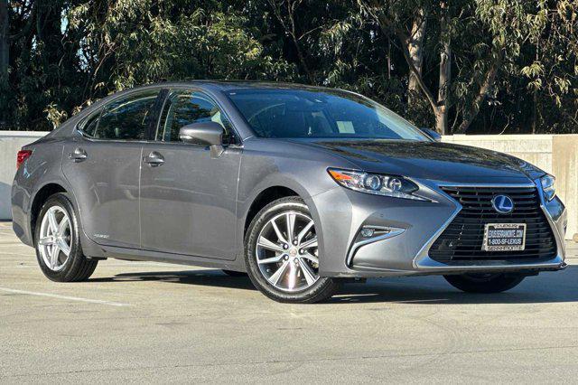 used 2017 Lexus ES 300h car, priced at $18,999