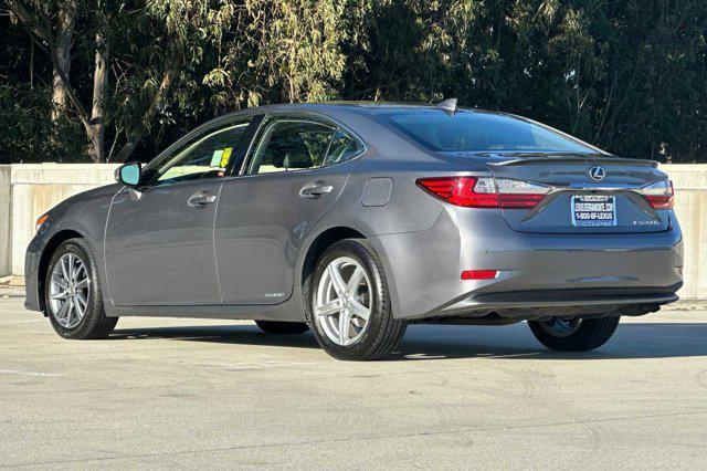 used 2017 Lexus ES 300h car, priced at $18,999