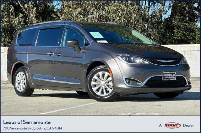 used 2017 Chrysler Pacifica car, priced at $11,796