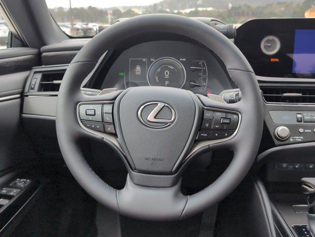 new 2025 Lexus ES 300h car, priced at $49,299