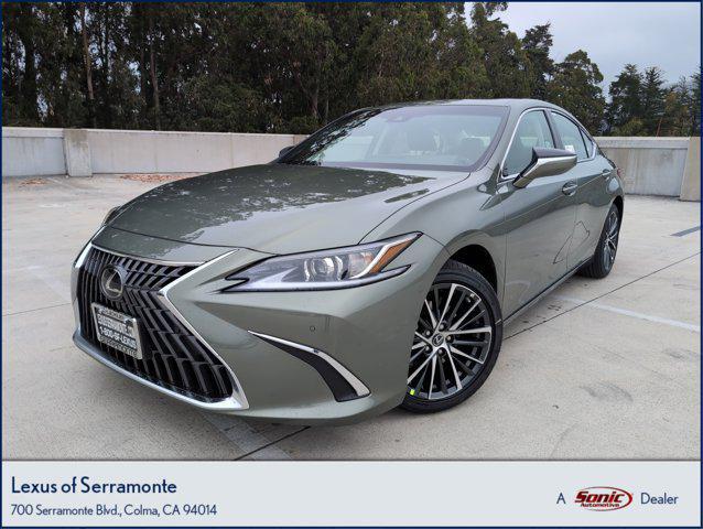 new 2025 Lexus ES 300h car, priced at $49,299