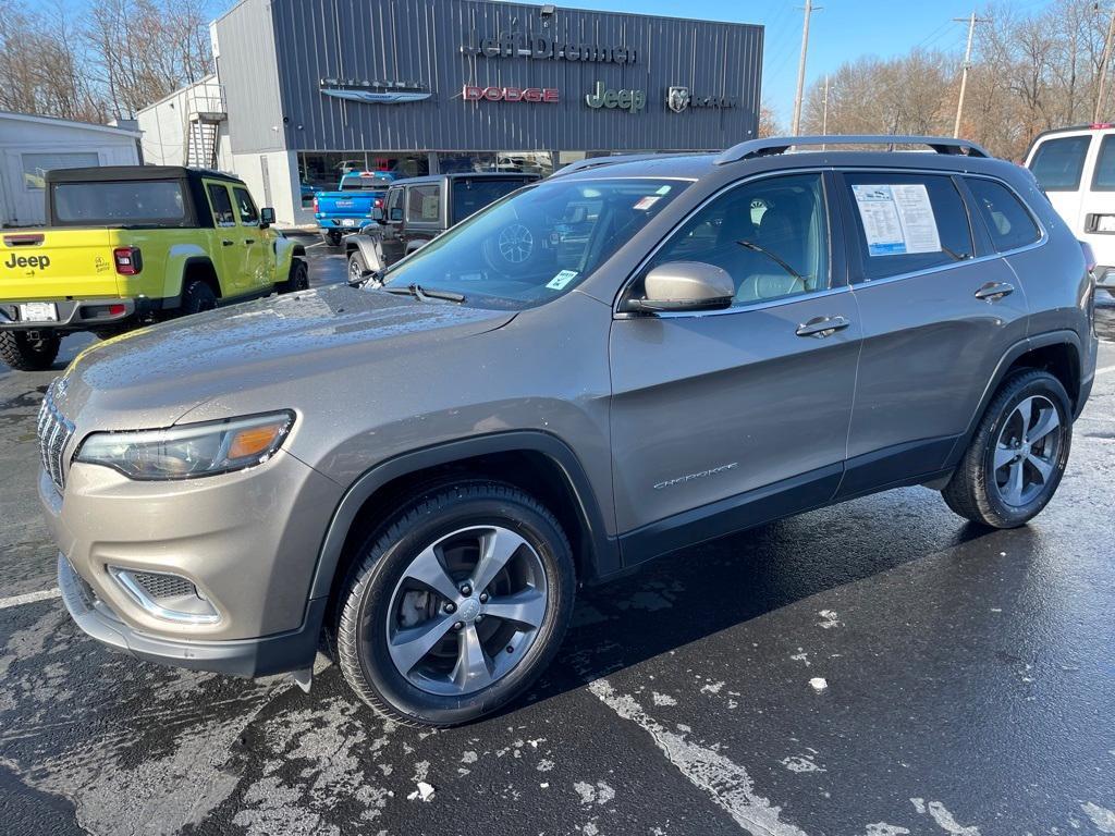 used 2019 Jeep Cherokee car, priced at $18,974