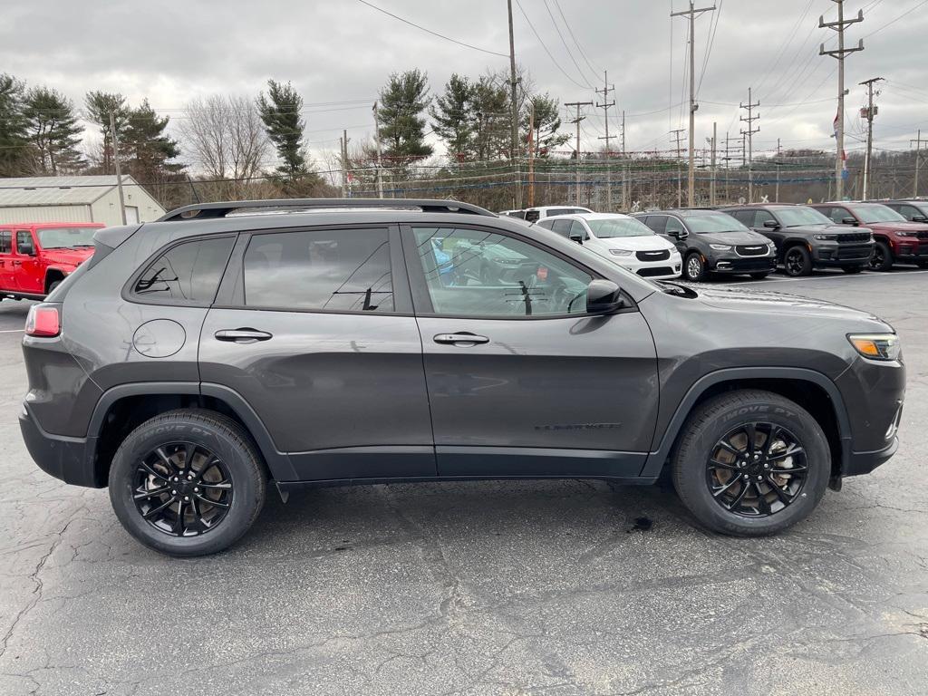 used 2023 Jeep Cherokee car, priced at $23,495