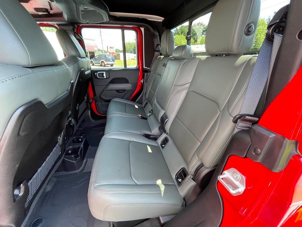 new 2024 Jeep Gladiator car, priced at $52,693