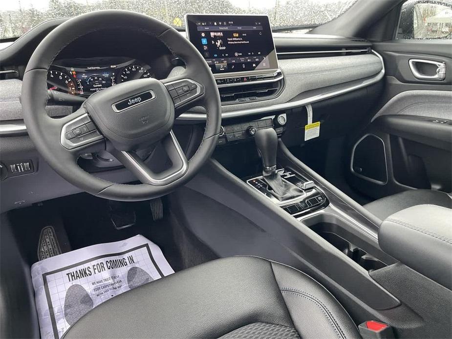 new 2024 Jeep Compass car, priced at $33,601