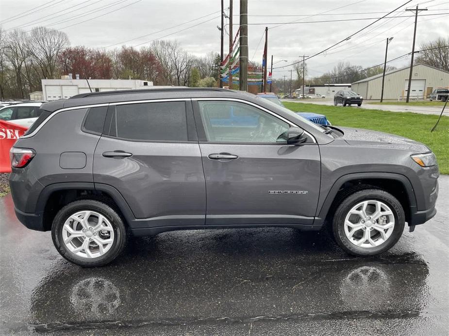 new 2024 Jeep Compass car, priced at $33,601