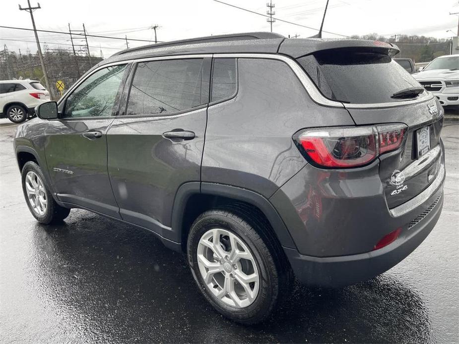 new 2024 Jeep Compass car, priced at $33,601