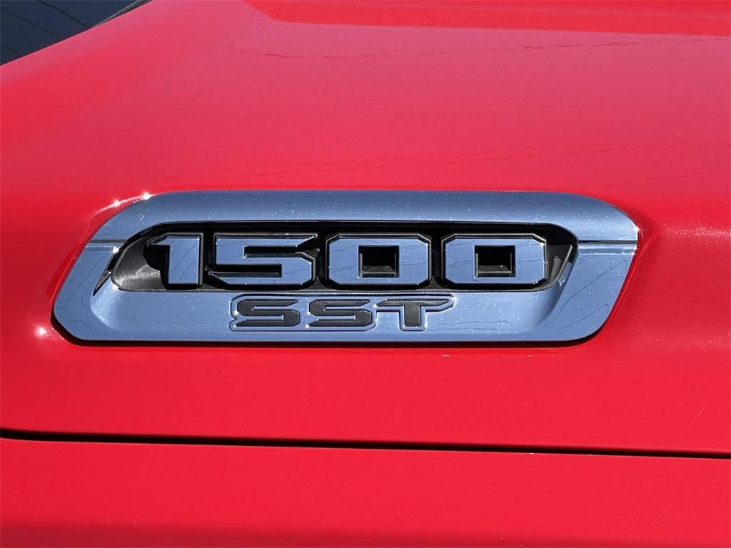 new 2025 Ram 1500 car, priced at $47,427