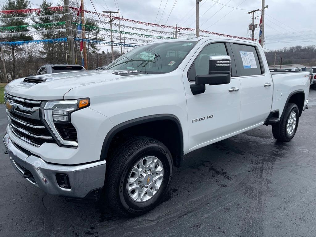 used 2024 Chevrolet Silverado 2500 car, priced at $67,392