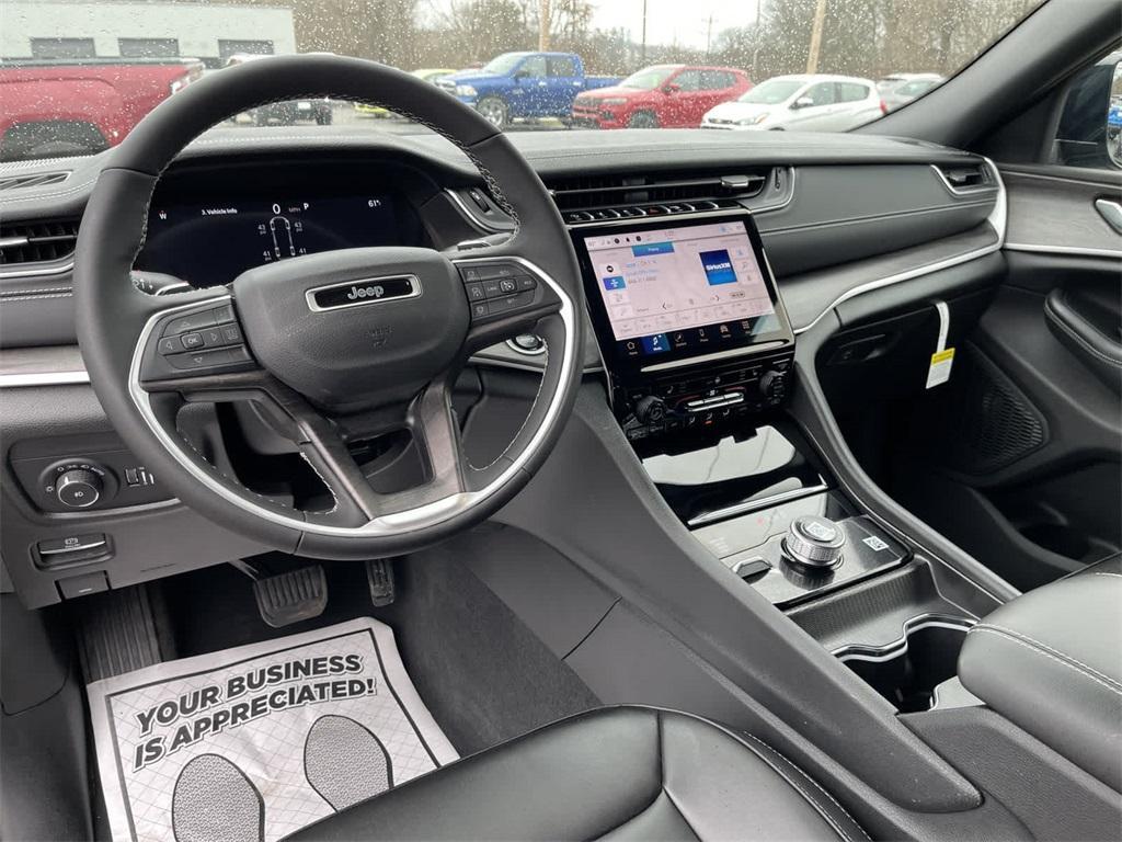 new 2024 Jeep Grand Cherokee L car, priced at $47,596