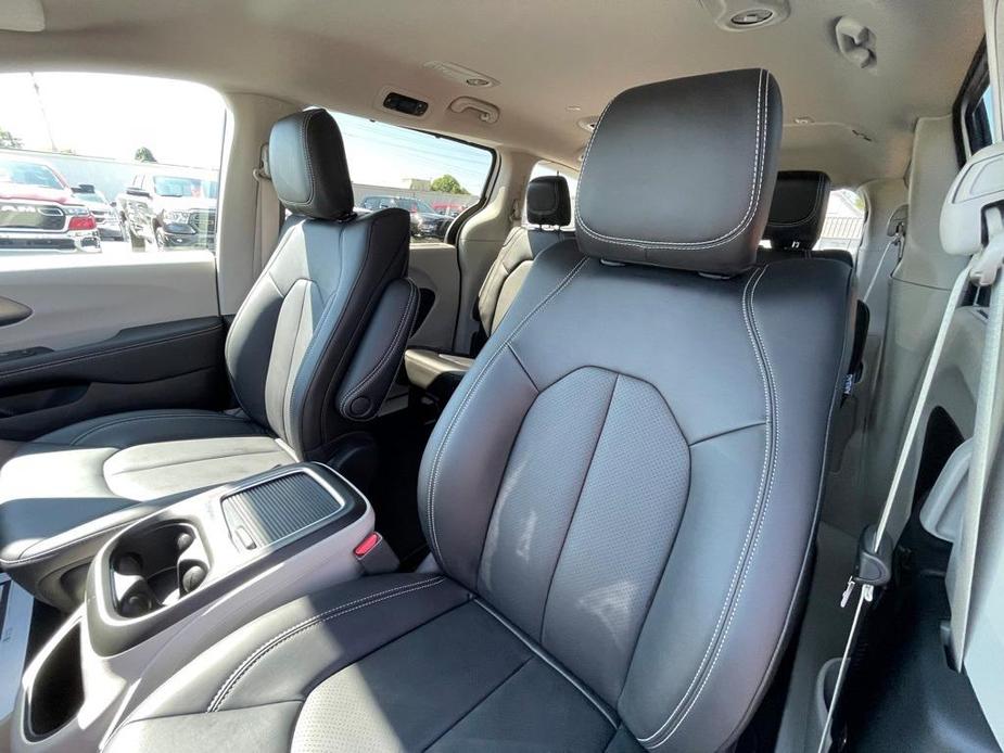 used 2024 Chrysler Pacifica car, priced at $40,326