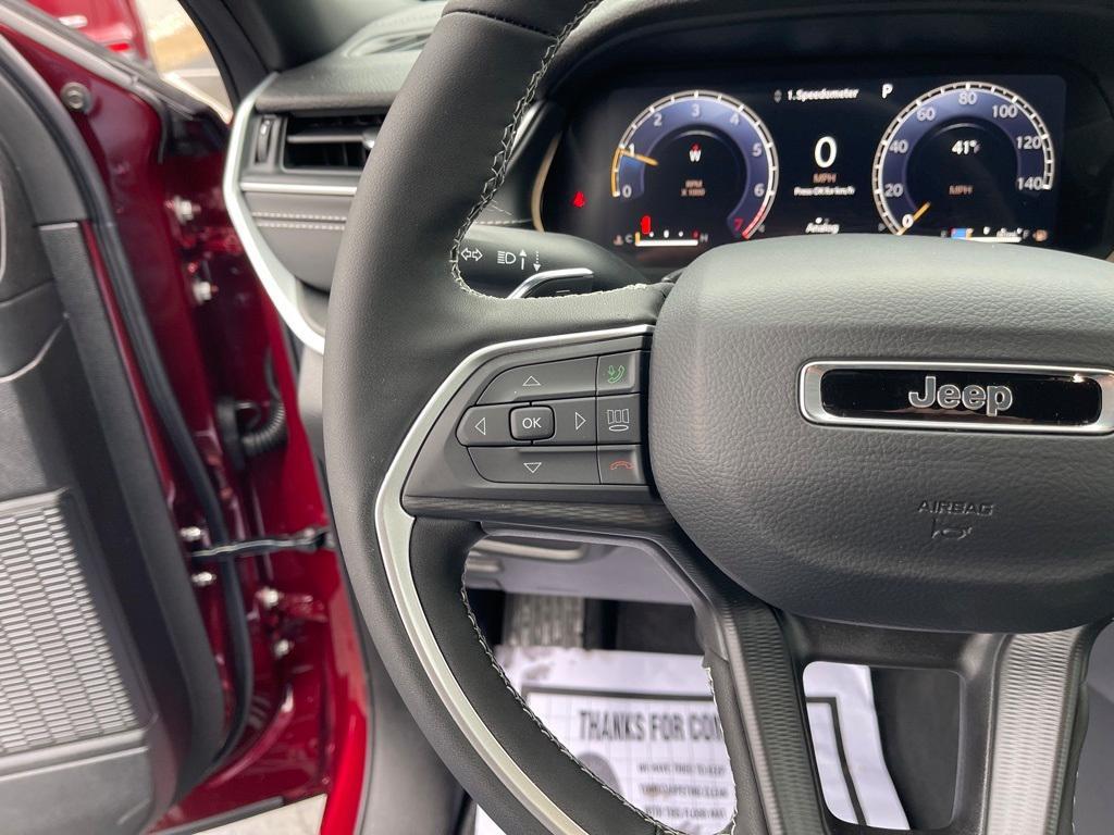 new 2025 Jeep Grand Cherokee L car, priced at $46,524