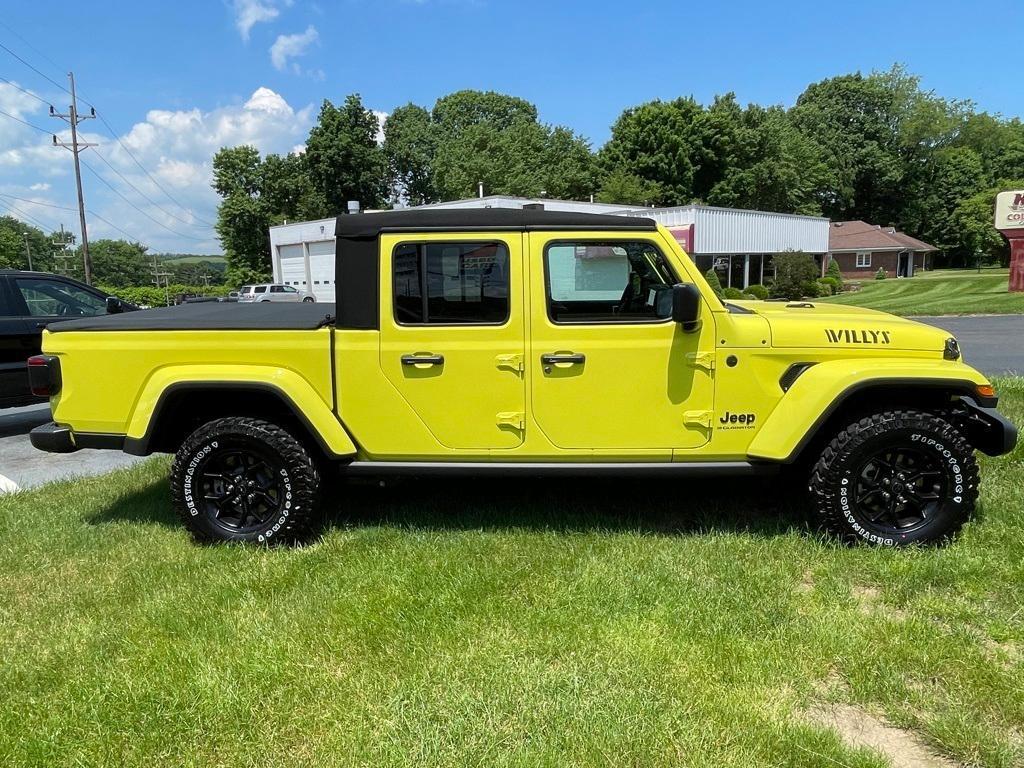 new 2024 Jeep Gladiator car, priced at $46,653