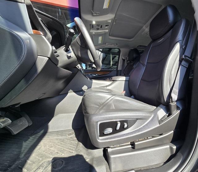 used 2020 Cadillac Escalade car, priced at $40,490