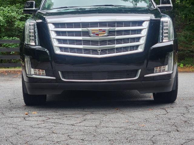 used 2019 Cadillac Escalade car, priced at $40,749