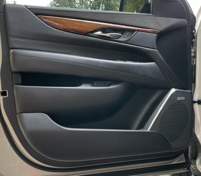 used 2016 Cadillac Escalade car, priced at $19,990