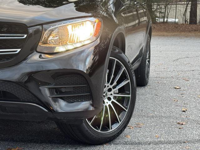 used 2019 Mercedes-Benz GLC 300 car, priced at $22,890