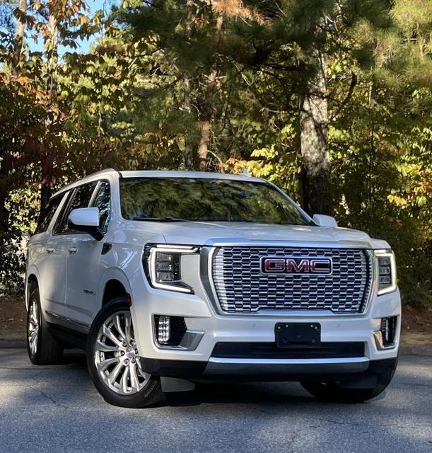 used 2022 GMC Yukon XL car, priced at $53,499