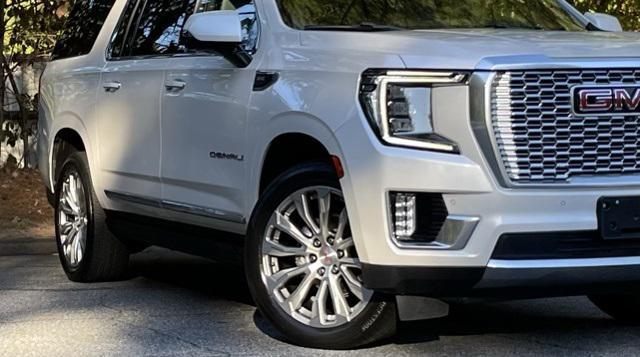 used 2022 GMC Yukon XL car, priced at $53,499
