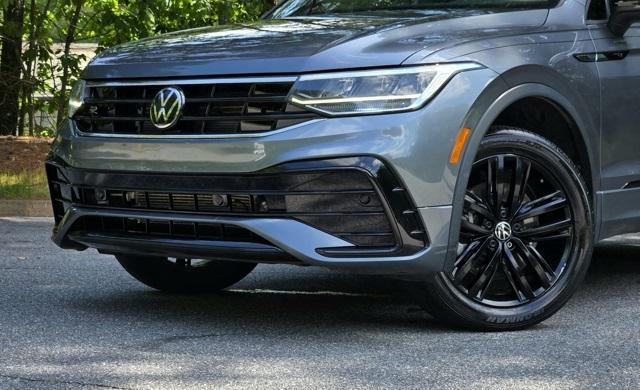 used 2022 Volkswagen Tiguan car, priced at $27,999