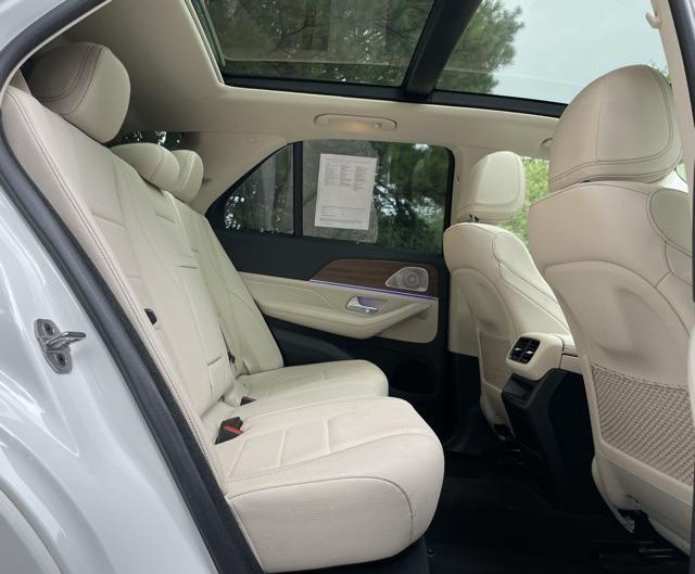 used 2022 Mercedes-Benz GLE 350 car, priced at $45,399