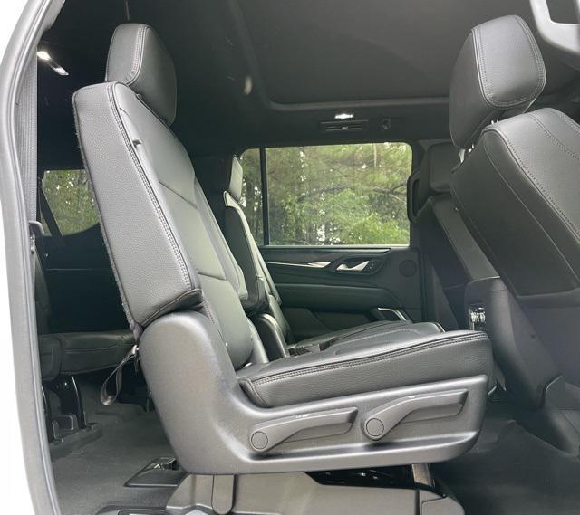 used 2022 GMC Yukon XL car, priced at $53,499