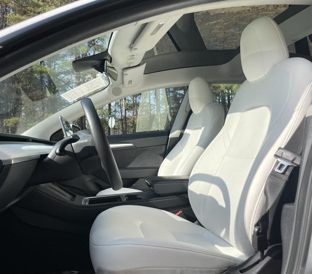 used 2022 Tesla Model 3 car, priced at $23,499