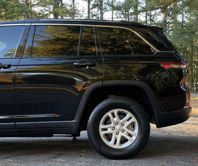 used 2022 Jeep Grand Cherokee car, priced at $22,749