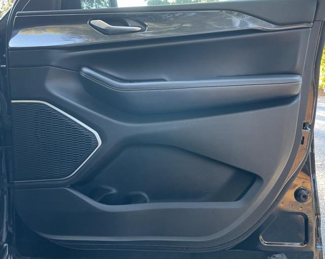 used 2022 Jeep Grand Cherokee car, priced at $22,749