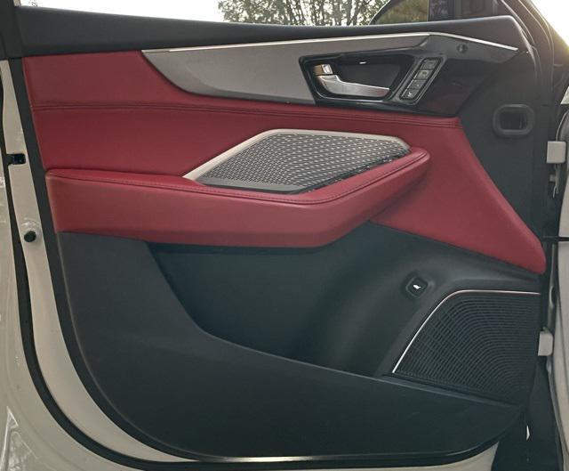 used 2022 Acura MDX car, priced at $40,999