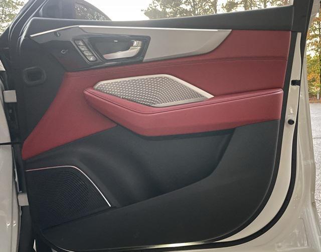 used 2022 Acura MDX car, priced at $40,999