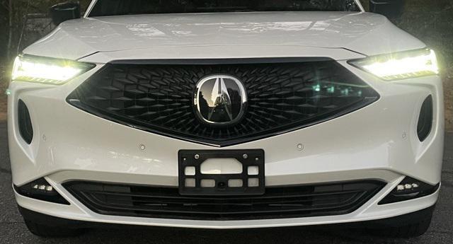 used 2022 Acura MDX car, priced at $40,999