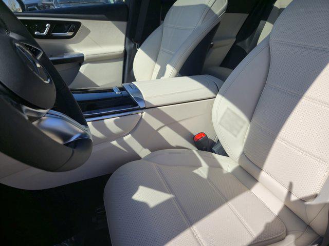 new 2025 Mercedes-Benz GLC 300 car, priced at $57,165