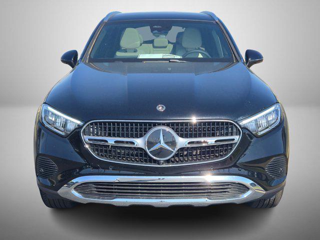 new 2025 Mercedes-Benz GLC 300 car, priced at $57,165