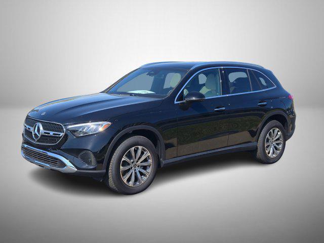 new 2025 Mercedes-Benz GLC 300 car, priced at $57,165