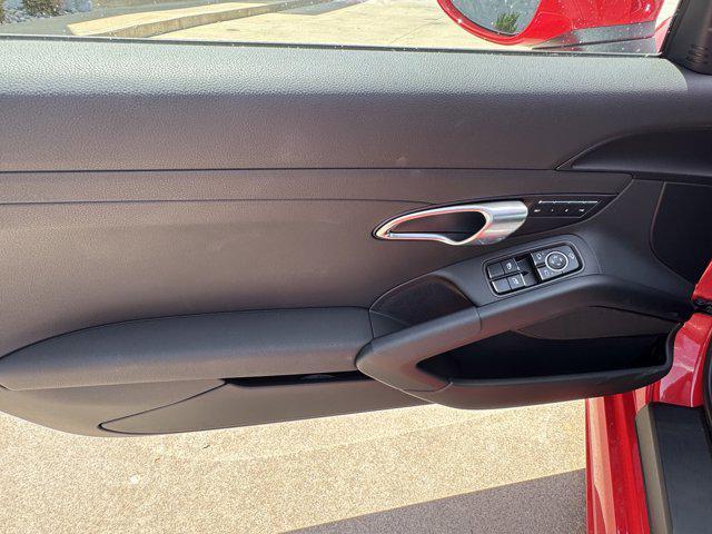 new 2025 Porsche 718 Cayman car