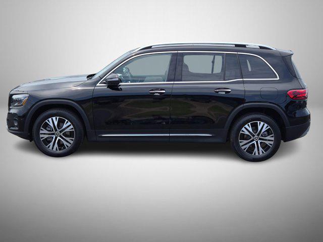 new 2025 Mercedes-Benz GLB 250 car, priced at $49,580