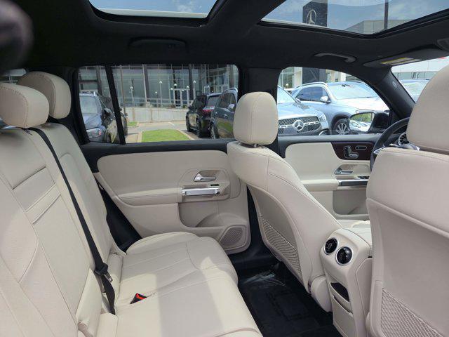 new 2025 Mercedes-Benz GLB 250 car, priced at $49,580