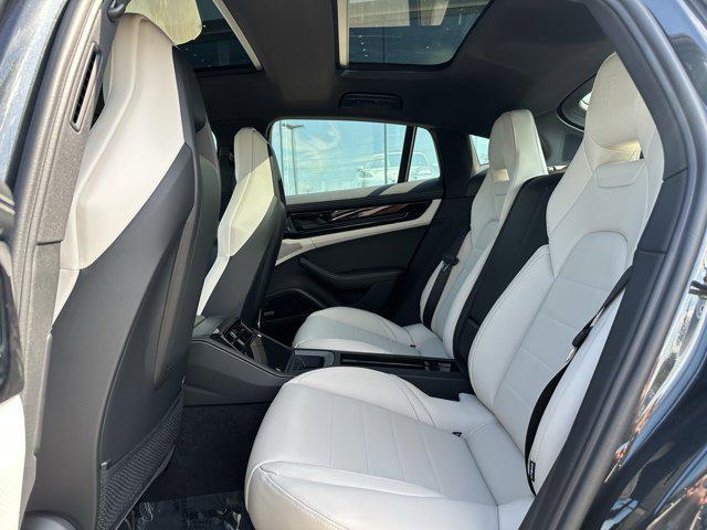 new 2026 Porsche Panamera car