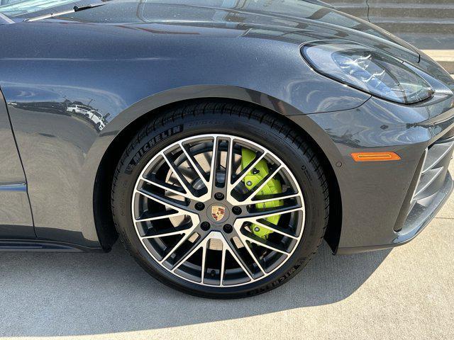 new 2026 Porsche Panamera car
