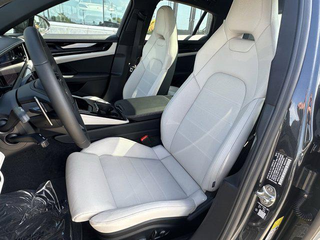 new 2026 Porsche Panamera car