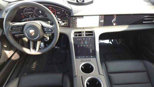 new 2025 Porsche Taycan car