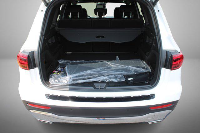 new 2025 Mercedes-Benz GLB 250 car, priced at $48,450