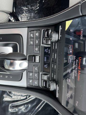 new 2025 Porsche 718 Cayman car
