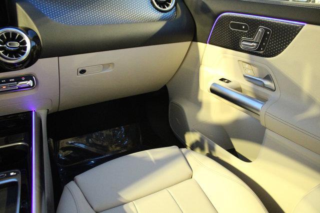 new 2025 Mercedes-Benz GLA 250 car, priced at $48,870